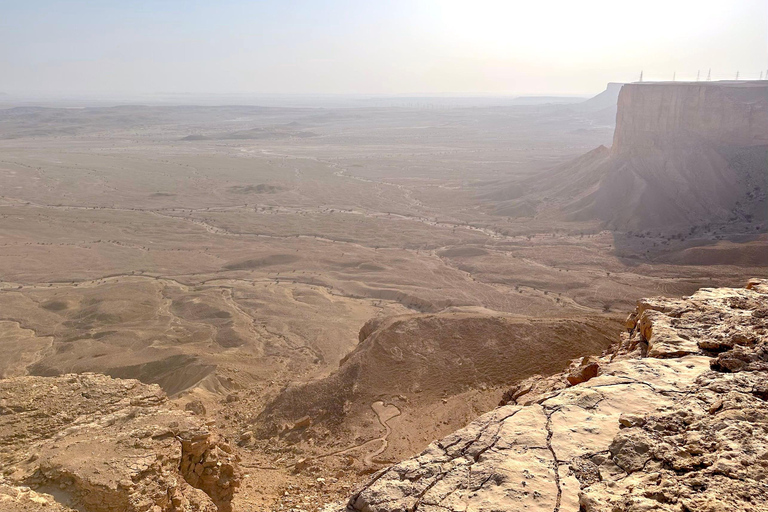 Riyadh:3-Hour Second Edge of the World Darb Al-Manjour Trail