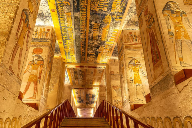 From Hurghada: Luxor Tailor Made Private Tour with Guide