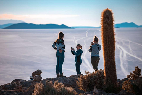 Uyuni: 3-dniowa wycieczka z przewodnikiem do Parku Narodowego Salar i Avaroa