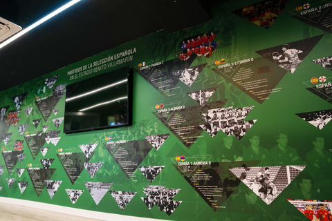 Sevilla: Real Betis Tour im Benito Villamarín Stadion