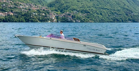 Lake Como: Exclusive Lake Tour by Private Boat with Captain