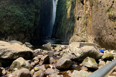 Sapa: Excursión en moto a la Cascada de Drgon