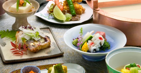 Kyoto Experience: Traditional Yudofu or Yuba Meal at Junsei
