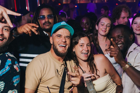 Phuket: Pub Crawl Rooftop, Bars, GoGo & 3 Clubs with Shots 20:30 | Pub Crawl Only