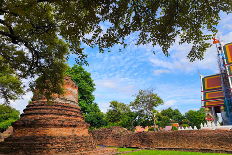 Ayutthaya Day Trip with Air condition Train & Tuk-Tuk Ride