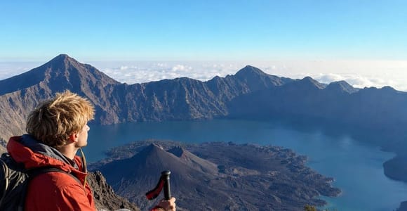Lombok: Rinjani 2-Day Summit Trek from Sembalun
