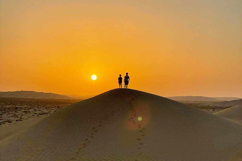 Desert Sunset Tour med Visit Our Salalah