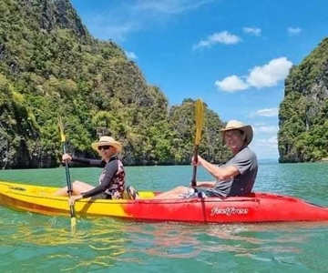 Ko Lanta: Halve dag kajakken, Talabeng , zeegrot & mangrove