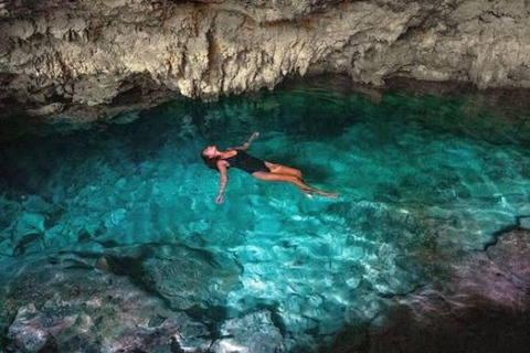 Zanzibar: Privat Jozani-skogen, Kuza-grottan och Rock RestaurantZanzibar: Privat Jozani-skogen, Kuza-grottan och Rock-restaurangen