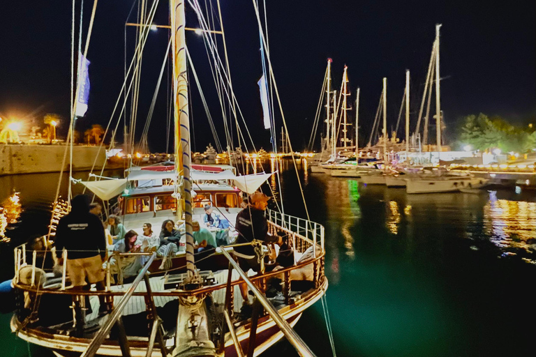 Athene: Rondvaart bij zonsondergang met hapjes en drankjes