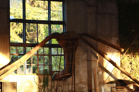 تبليسي: جولة في مصنع عربات متروكتجربة سفر خاصة