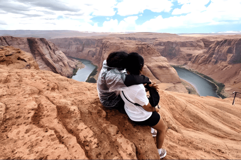 Page, Arizona: Secret Antelope Canyon & Horseshoe Bend Tour