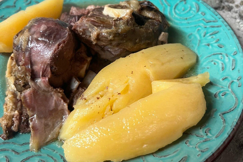 Chipre: Aulas de culinária na Taberna Fournisto com almoço