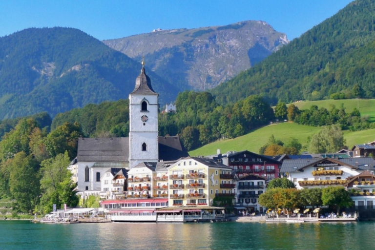 Private Transfer From Salzburg to Hallstatt with 2 free stop