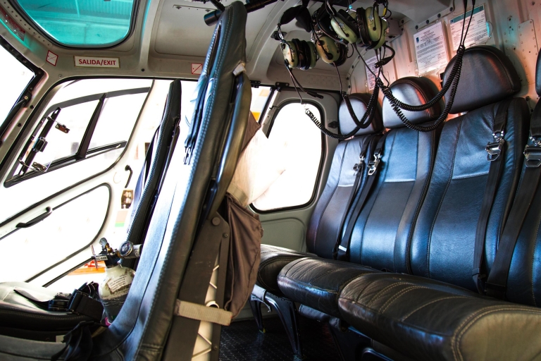 Privévlucht per helikopter naar wijngaard met Premium proeverij