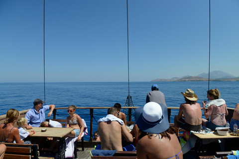 Rethymno: Pirate Caves & Camarola Arch Boat Cruise