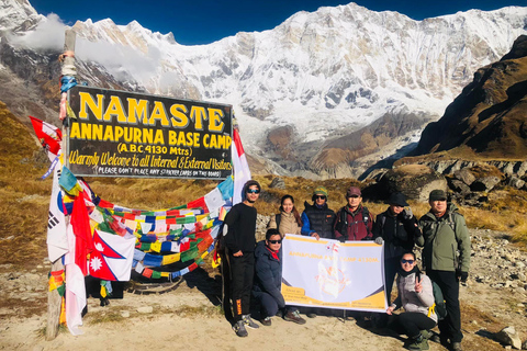 Caminhada até o acampamento base do Annapurna, NepalCAMINHADA AO ACAMPAMENTO BASE DO ANNAPURNA, NEPAL