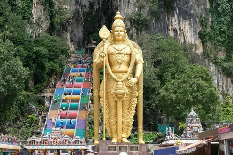 KL: Day Tour with Rafting, Fireflies, and Meals