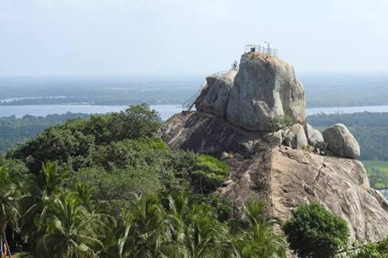 From Anuradhapura: Trincomalee Guided Heritage Tour
