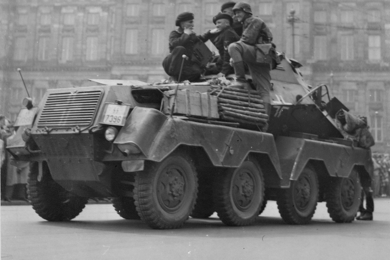 Amsterdam: WWII Walking Tour Amsterdam: World War II Tour