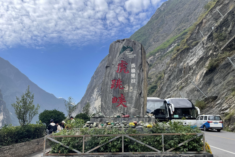 Shangri-La’s Tiger Leaping Gorge: A Canyon Adventure