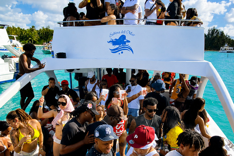 King of Kings Punta Cana – VIP Party Boat with DJ, Open Bar