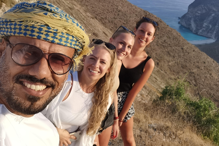 Visite d&#039;une jounée : Les joyaux cachés de l&#039;ouest de Salalah et les plages rocheuses