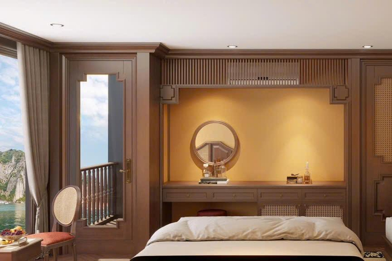 Hanoi: 2-Day Halong & Bai Tu Long Bay 5-Star Cruise, Balcony Halong: 2-Day Halong& Bai Tu Long 5-Star Cruise with balcony
