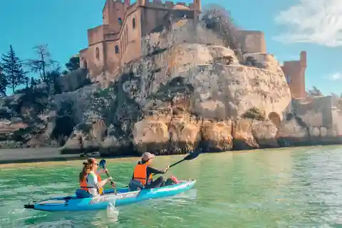 Ferragudo : Aventure autoguidée en kayak et SUP
