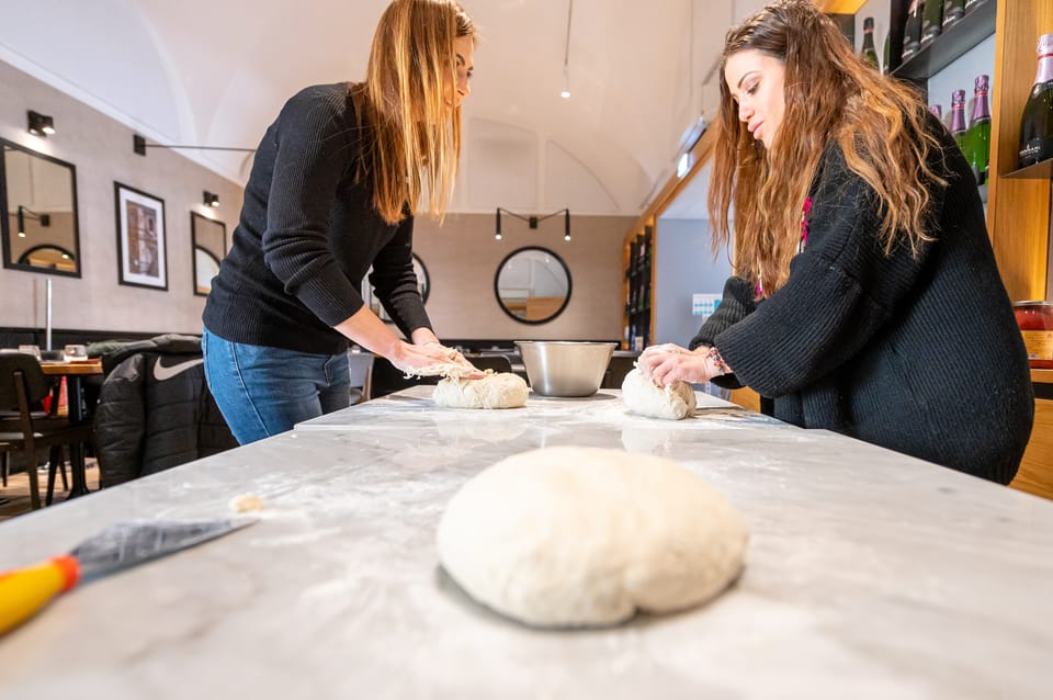 Naples Cours De Fabrication De Pizzas Napolitaines Authentiques