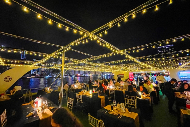 Dubai Marina: Dinnerfahrt mit Getränken & Live-Musik