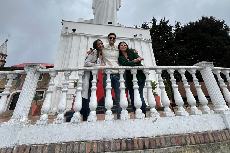 BOGOTA: City Tour, Monserrate, Museo del Oro, Museo Botero, Plaza Bolívar