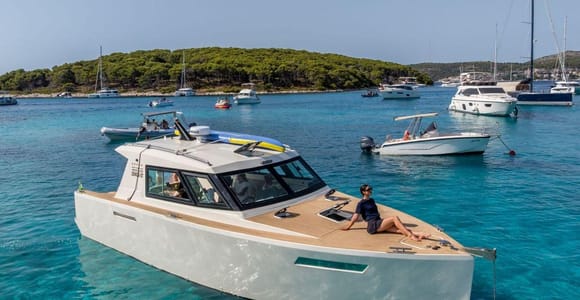 From Split: 5 Islands and Blue Cave Boat Tour