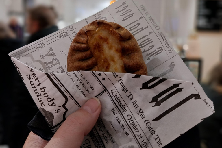 Helsinki: Authentic Food Tour with 8+ Local Delicacies