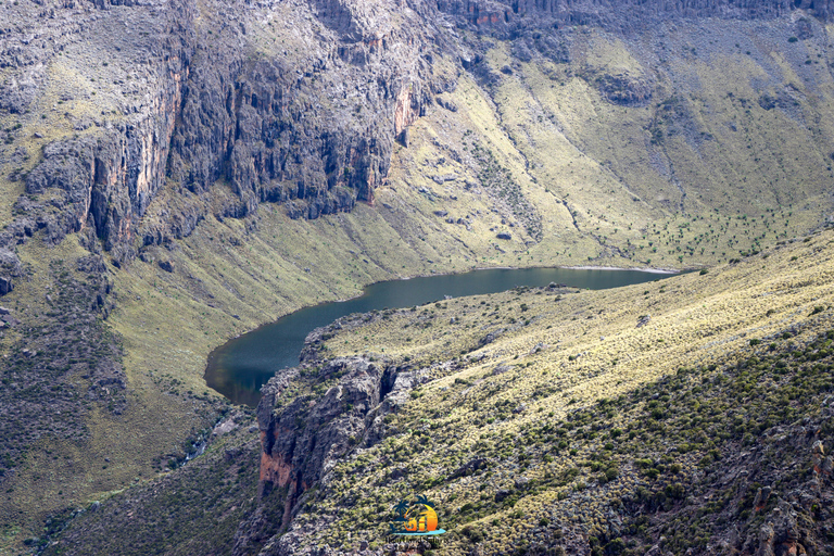 Mount Kenya: The Ultimate ChallengeClimbing Mount Kenya: The Ultimate Challenge