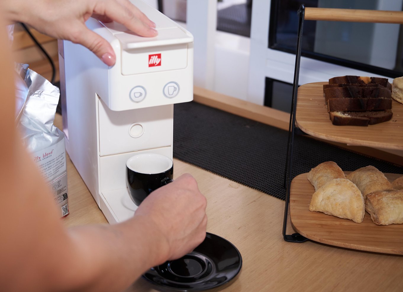 Hersonissos: Luksus katamarantur ved solnedgang med sushi og fri bar