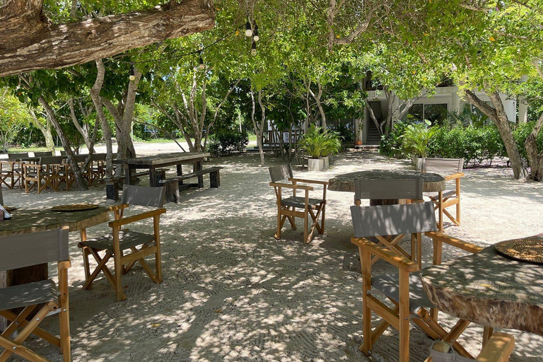 Cartagena: Spend the day at Sabai Beach Club in Baru with a pool and beach! Cartagena: Spend the day at Sabai Beach Club in Barú with a pool and beach!