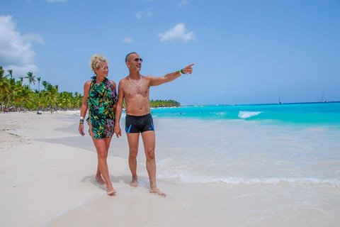 Journée privée : Juanillo Beach et boîte de nuit VIP Hoyo AzulJournée privée : plage de Juanillo et boîte de nuit VIP à Hoyo Azul