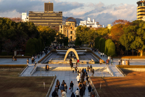 Hiroshima Peace Walk with an A-bomb Descendant