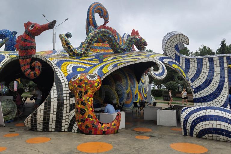 Batumi: from Nobel To modern city : walking and talking tour