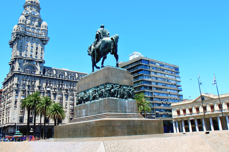 Montevideo: Landausflug für Kreuzfahrtpassagiere in privat