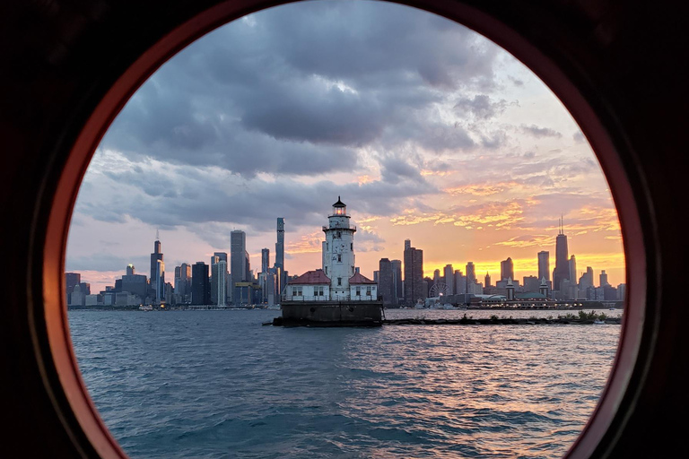 Chicago: Historical & Architectural Fireboat Cruise