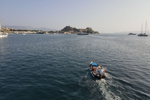 Korfu 3-godzinny prywatny rejs z przystankami na pływaniePółdniowy prywatny rejs na Korfu z przystankami na pływanie