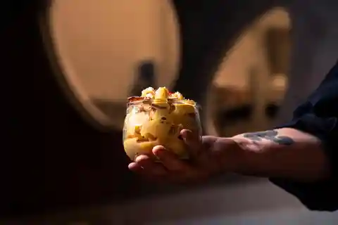 Milán: Cena degustación y maridaje de vinos con acceso VIP a EGGS