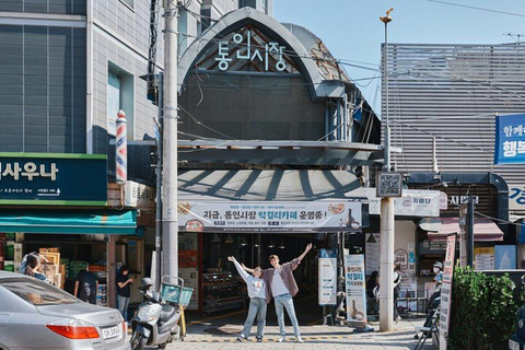 Seoul: Seochon Village Art & Gastroventure Walking Tour