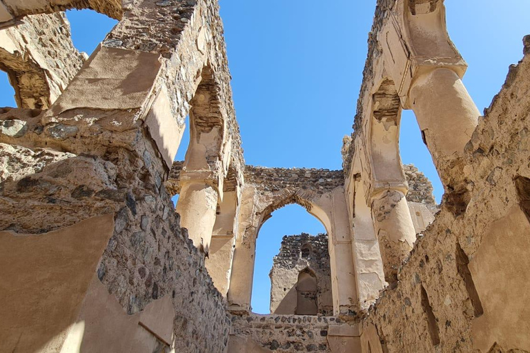 Muscat: Desert Overnight Camping, Wadi & Ibra Village & Souk