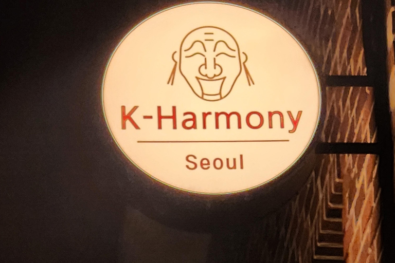 Seoul: Minhwa Painting Workshop in Itaewon