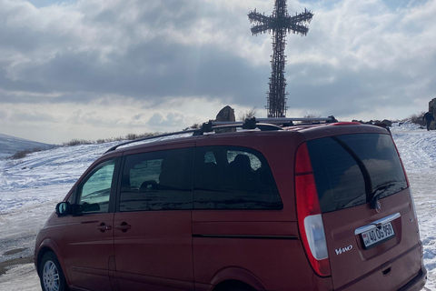 埃里温：迈勒滑雪度假村和修道院私人一日旅行