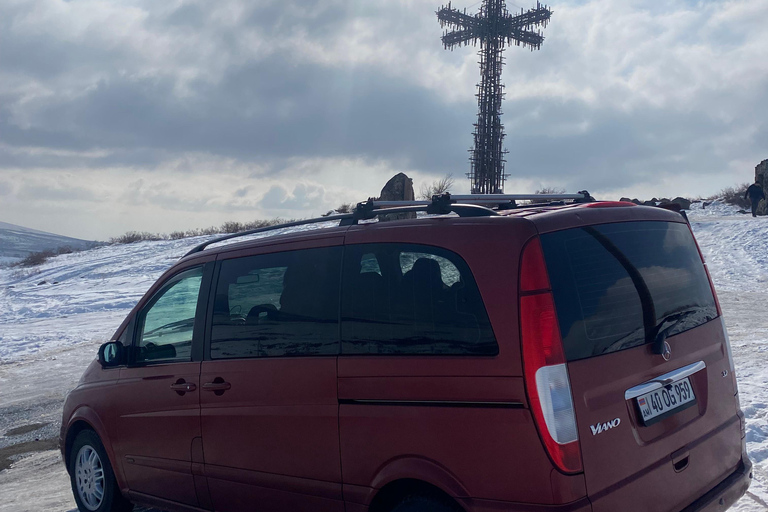 埃里温：迈勒滑雪度假村和修道院私人一日旅行