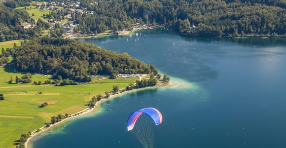 Tandem-Paragliding-Flug von Vogar über den Bohinjer See
